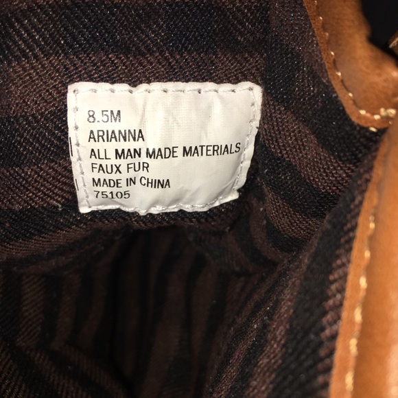 (SOLD)✨ Sporto Duck Boot - Picture 4 of 5